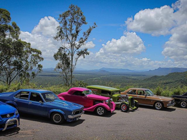 Hervey_Range_Lookout