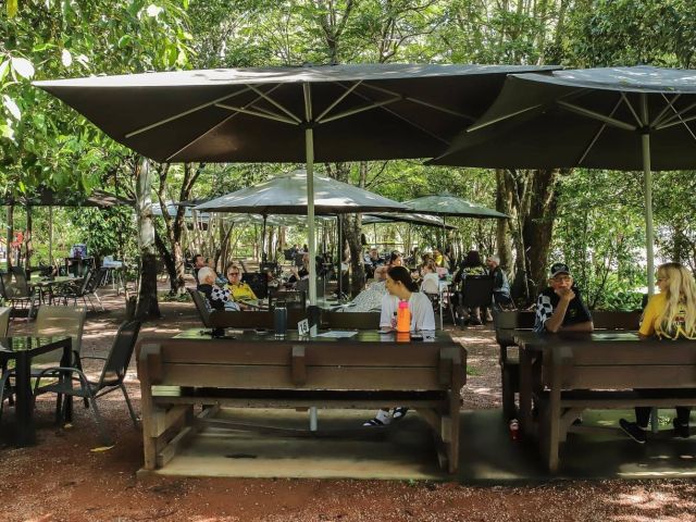 Hervey_Range_Tea_Rooms_Menbers